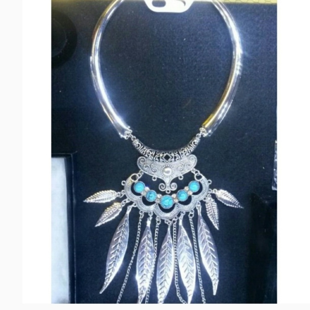 Silver Indian Leaf Necklace